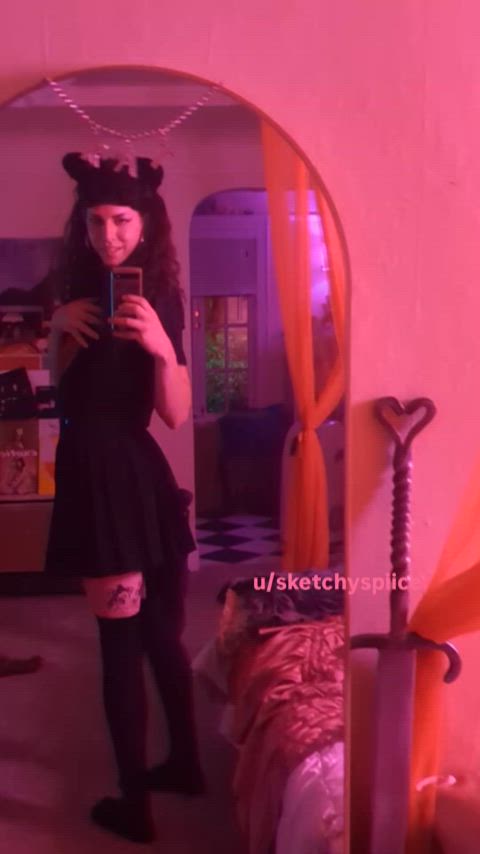 my tail isn't the only thing dangling under my skirt 🐈‍⬛🖤