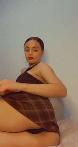 put my skirt up and move my thong and slide ur dick in. 💦Virtual Sex ☎️DemoVideocal