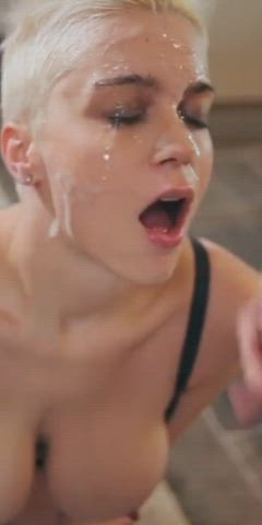 Blonde slut gets real messy, and fuckin loves it.