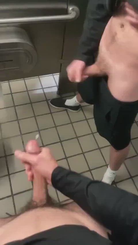 Buddies with big loads (Not OC)