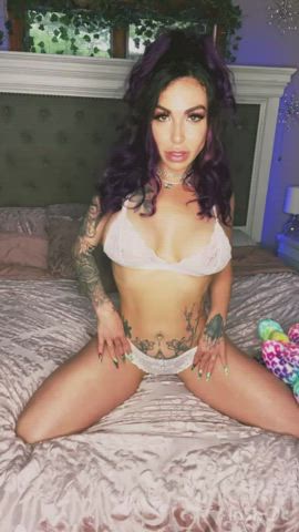 Cum play with a top creator The Real Mitten Kitten! 75% off right now for new subscribers.