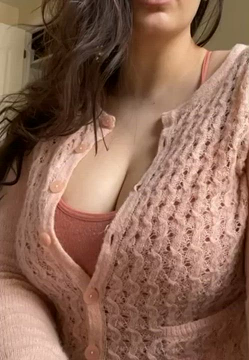 Big Tits Curvy Latina gif