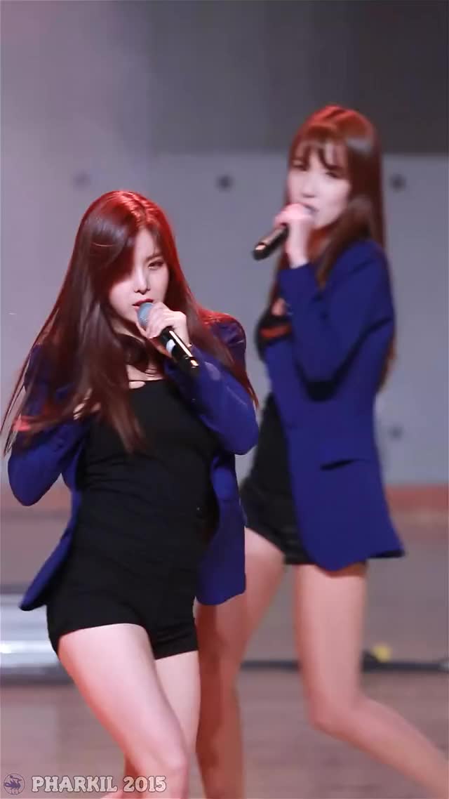 150510 Hyunyoung squeeze (Mach) loop