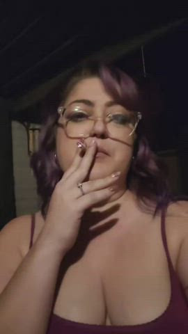 Mommy likes an after sex smoke