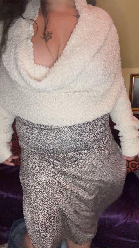 Don’t you love my new sweater?