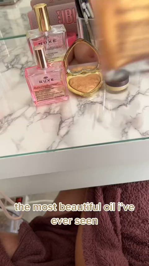 boobs flashing nipples nipslip tiktok r/tiktits gif