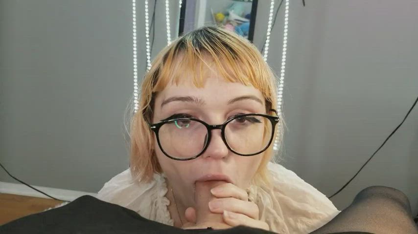 Let me give you sloppy with my mouth pussy?