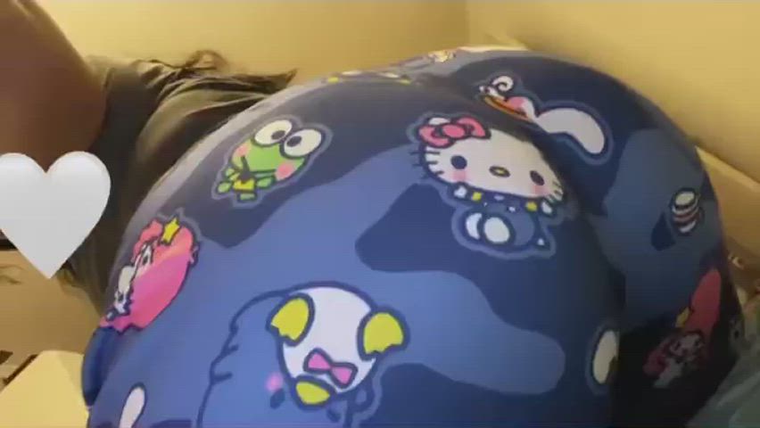 ass brunette filipina gif