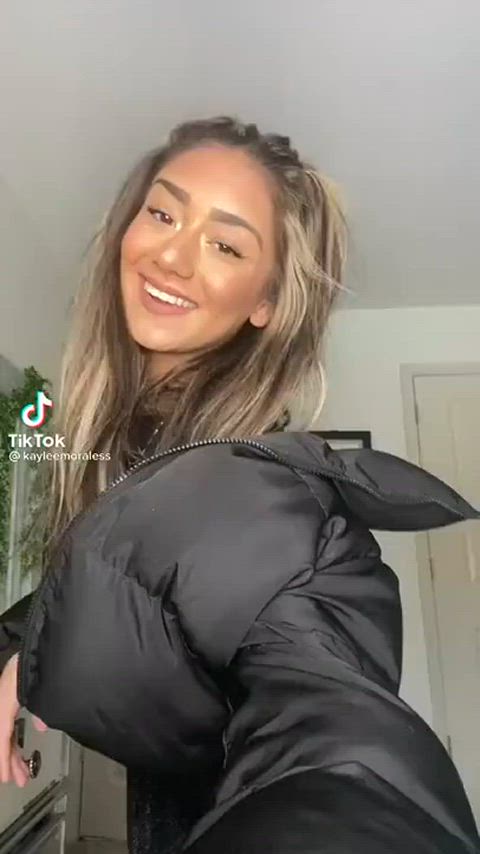 amateur barely legal cute dancing girls pretty smile starlet teen tiktok gif