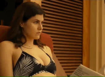 Alexandra Daddario gif