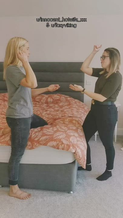Latina Lesbian Sex gif
