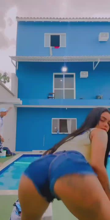 Brazilian Brunette Dancing gif