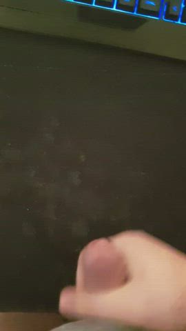 (Fortnite cum tribute) Spray painting my mousepad as fortnite babes dance and shake