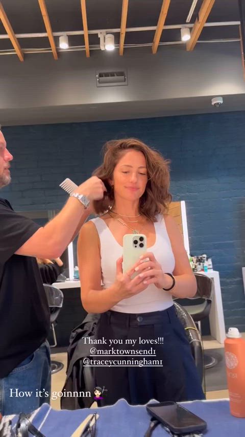 celebrity cleavage hair minka tank top celebs gif