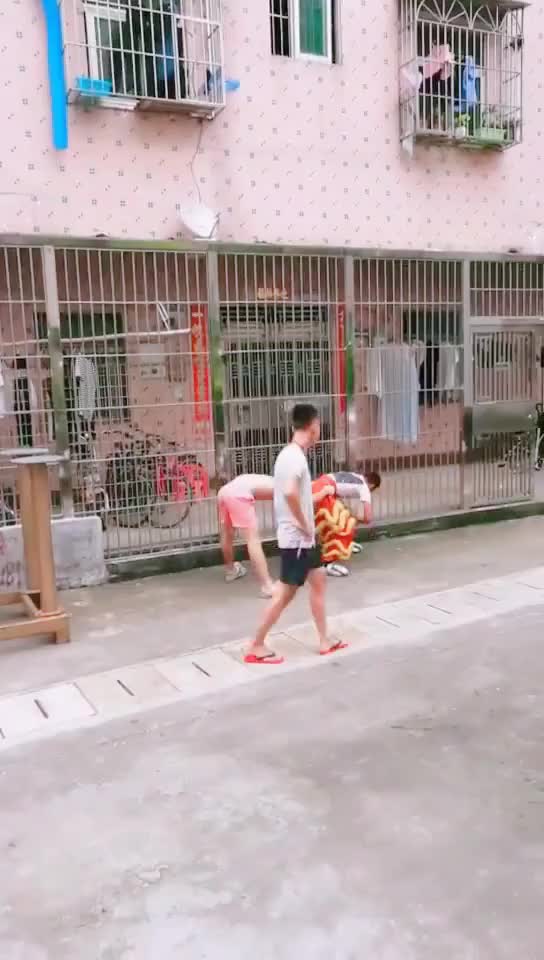  gif