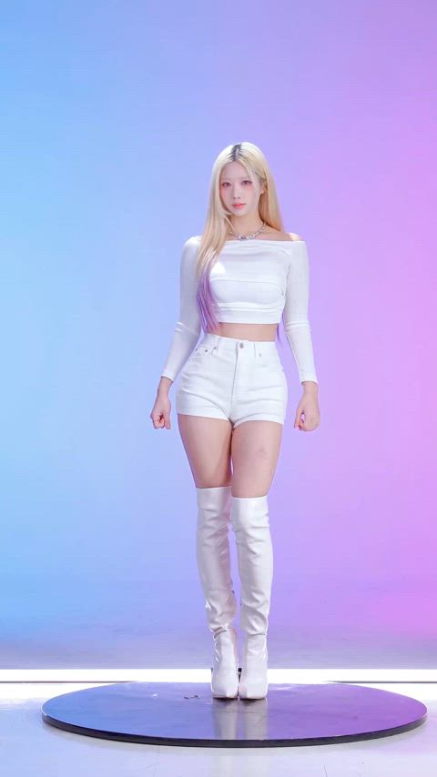 blonde boots dance korean legs tease kpop gif
