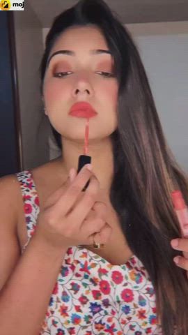 Famous Insta Model Finally Multiple N!pslip &amp; B00bs Show after Long Time