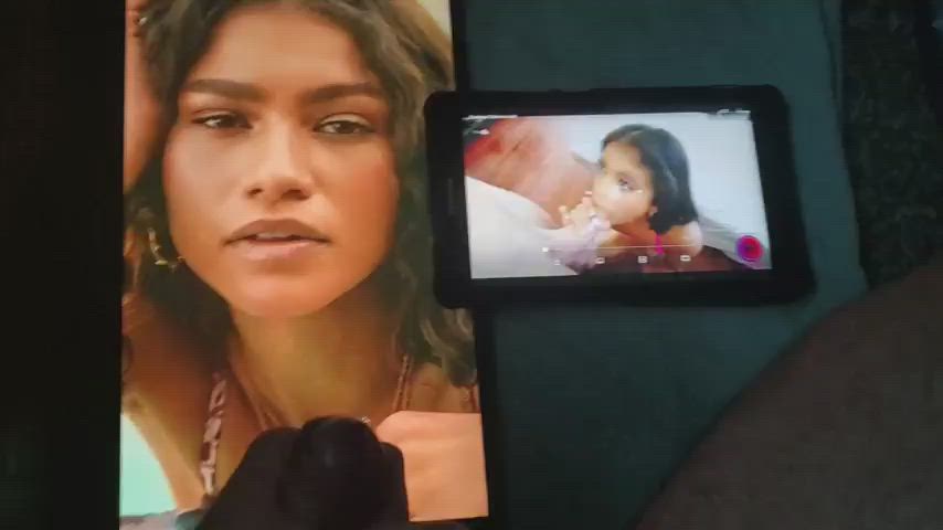 Cumshot Tribute Zendaya gif