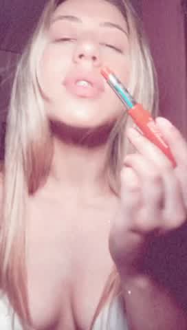 Colombian teen wants to be fucked !! fox.kylie24 sc