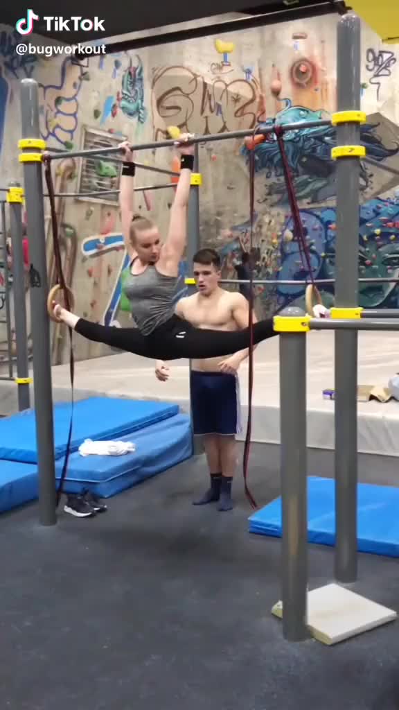 занимайся спортом  девочки любят сильных ?. #girl