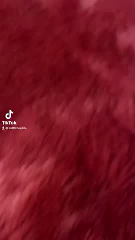 Lindas TETAS de esta NENA nueva en el negocio!! DALE FLECHITA ARRIBA!! LINK EN LOS