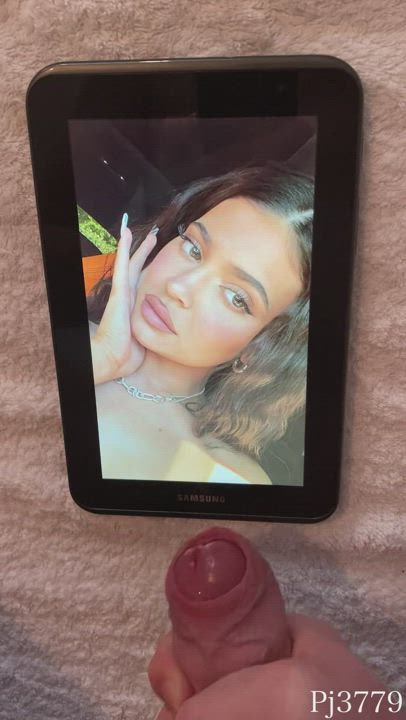 Kylie Jenner Tribute