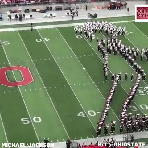 College marching band formations