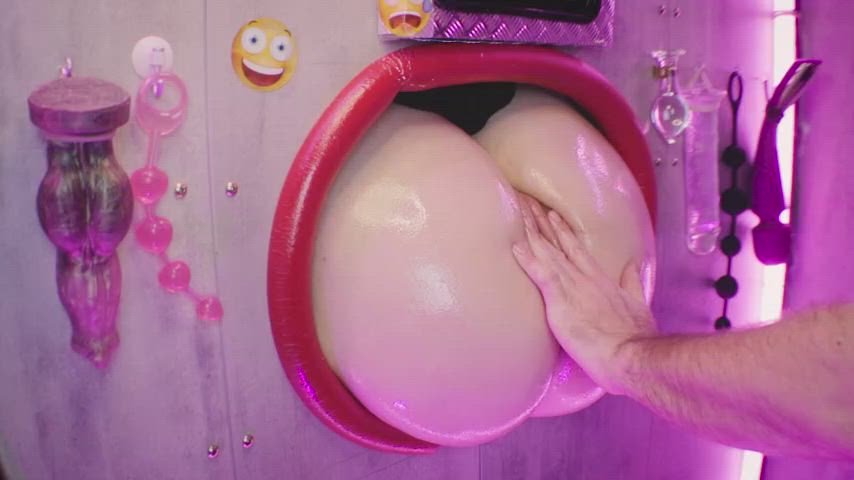I am all oiled up in this gloryhole we build