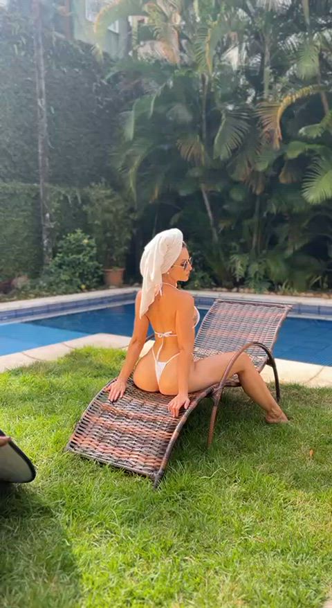 ass big ass curvy erotic legs lingerie nsfw onlyfans panties sensual gif
