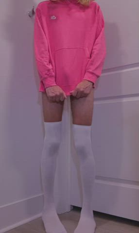 knee highs + hoodies? 🥰😅