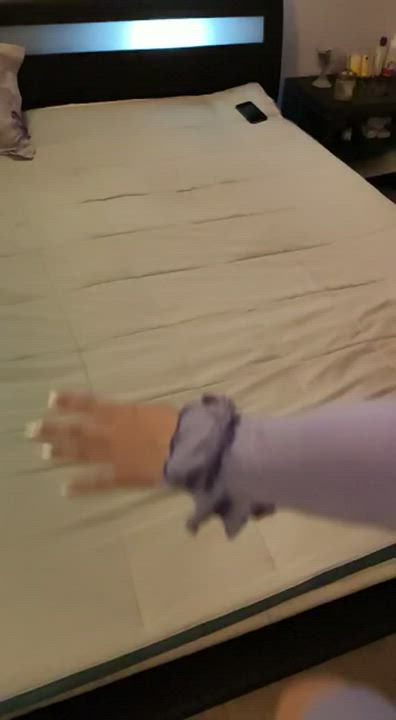 18 Years Old 2000s Porn Aaliyah Hadid gif