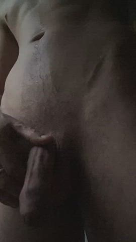 Uncut cock in slowmotion.