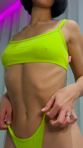 dancing tiktok titty drop adorable-porn bigger-than-you-thought legal-teens on-off