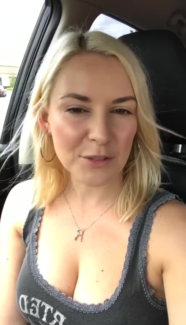 Renee2