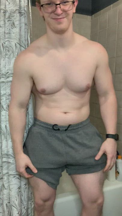 Is this the proper way to show off thighs?