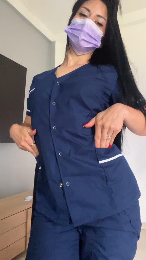 belly button nurse stretching gif