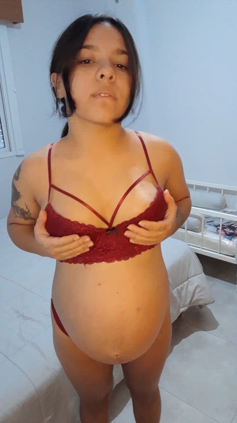 amateur brunette pregnant teen belly gif