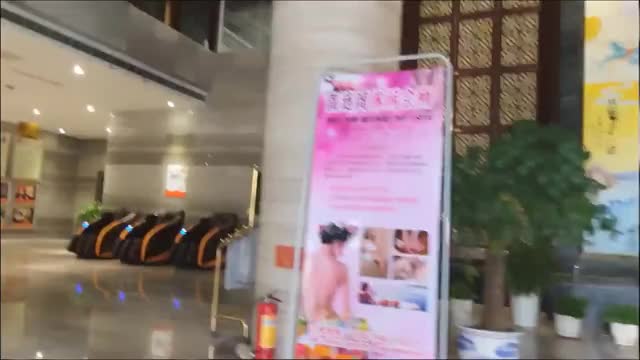 full service salon at the mall