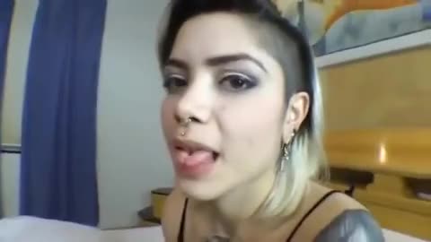 Anitta gif