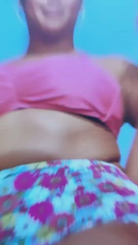 busty cleavage huge tits gif