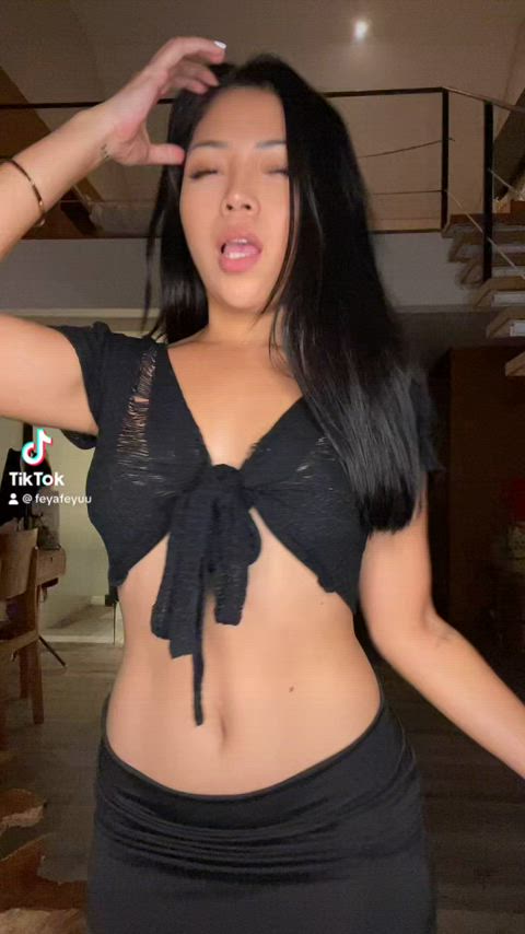 dancing facial tiktok gif