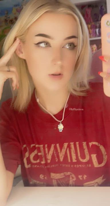 oops i have a drooly mouth &gt;.&lt;