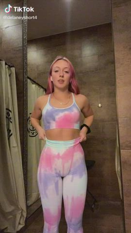 Fitness Muscular Girl Pawg gif
