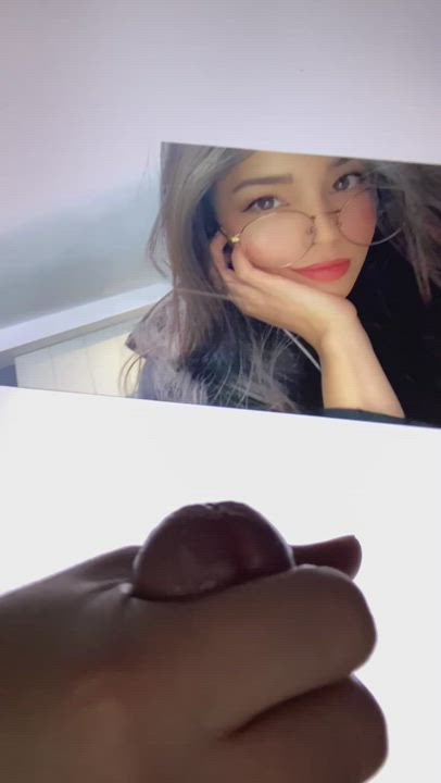 Tried a new angle and made a mess (Valkyrae)