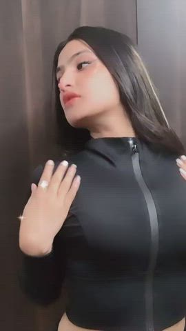 Boobs Dancing Eye Contact Indian Lips TikTok gif