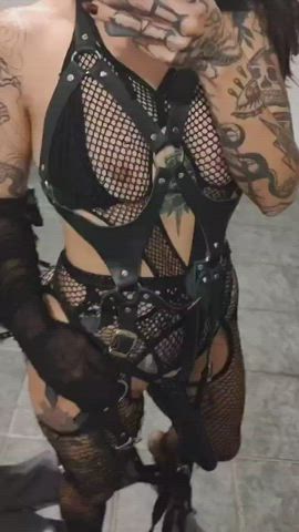 mommy looking for obedient sluts