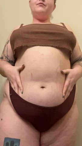 bbw belly button bouncing jiggle jiggling ssbbw gif