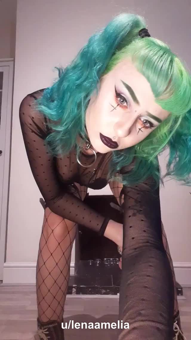 Goth Slut wants to stand on you with her boots