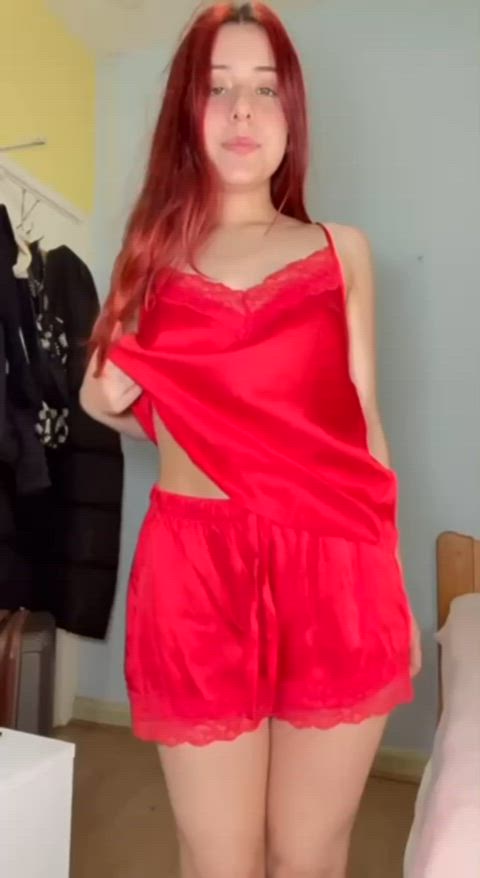 18y/o redhead's make you cum