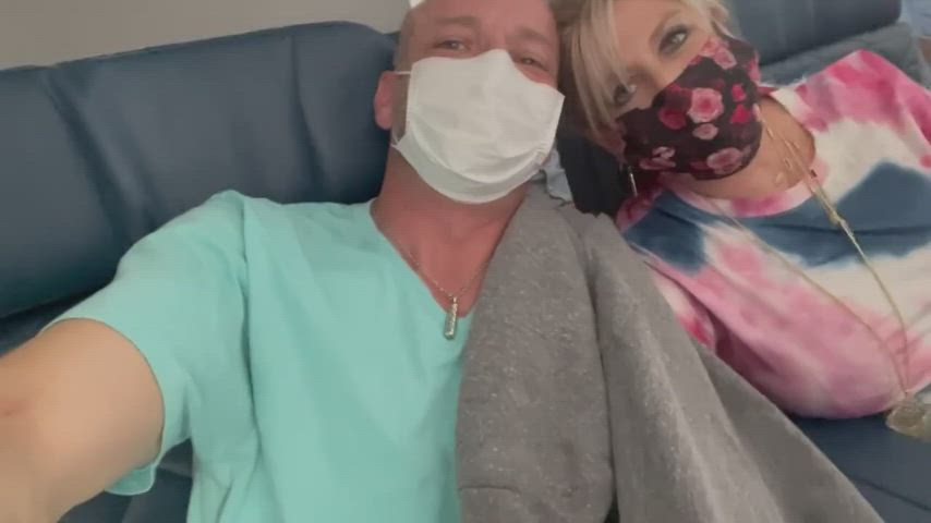 Very sneaky public handjob on the plane